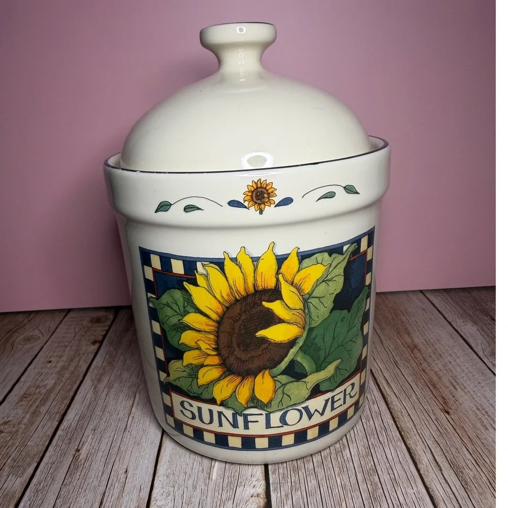 Susan Winget Sunflower Lidded Container Ceramic Vintage 1990s